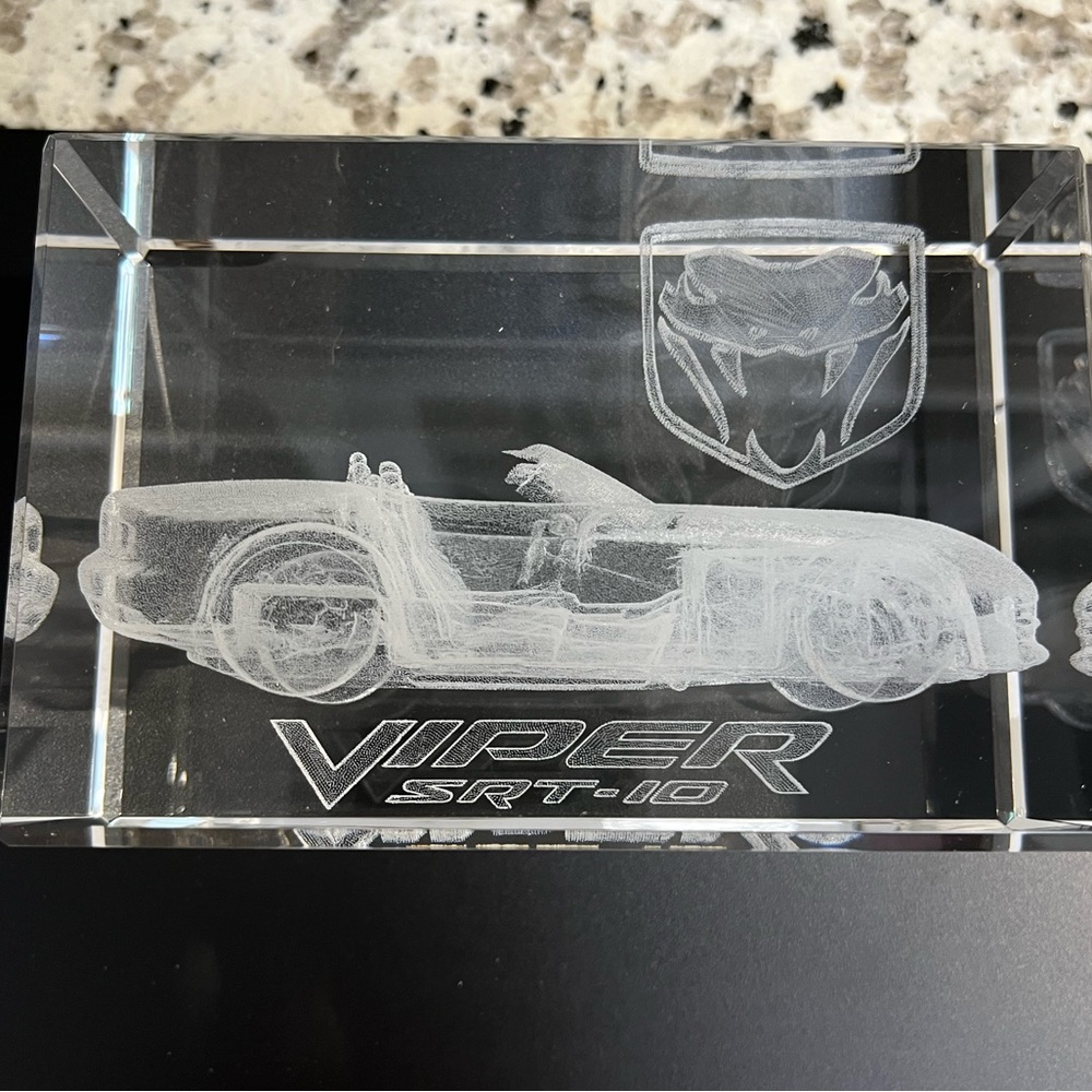 Viper SRT-10 Leaded Crystal engraved Dodge Viper